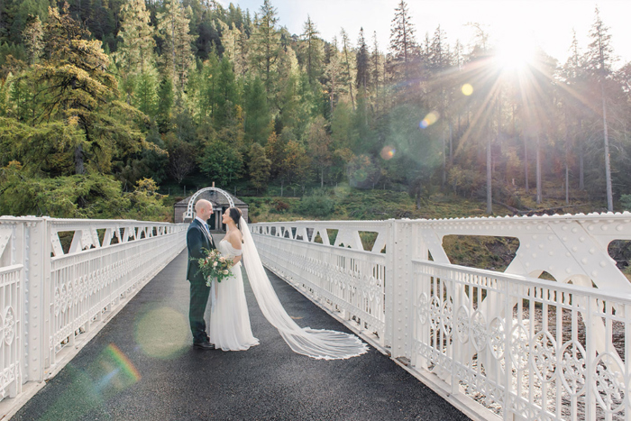 Outdoor couple portraits 