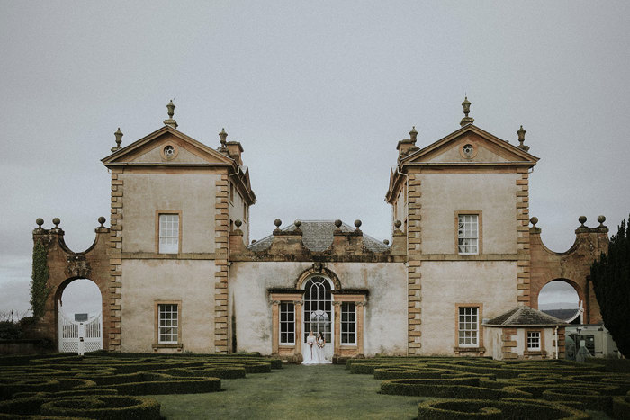 Chatelherault exterior picture with brides outside