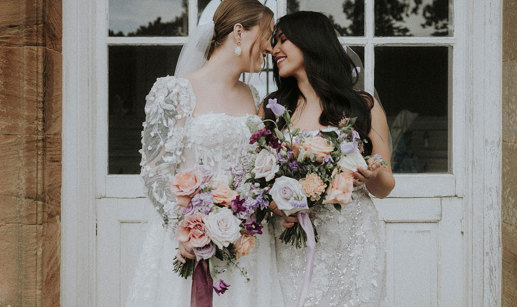 brides looking at one another at Chatelherault shoot