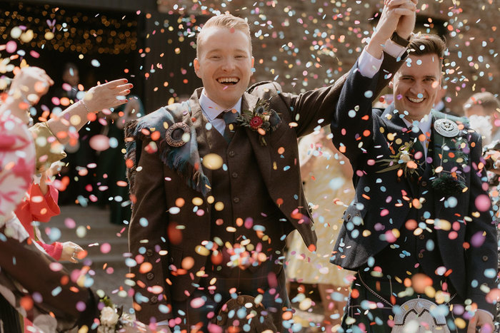 two grooms confetti shower