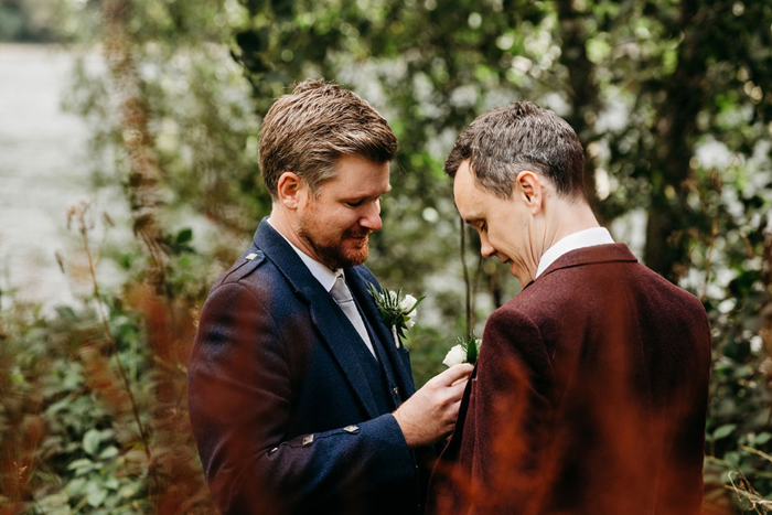 Outdoor couple portraits during their first look