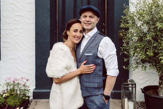 Couple portraits outside Edinburgh home