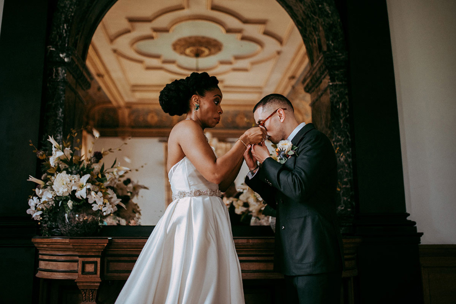 Bride and groom drinking from the quaich